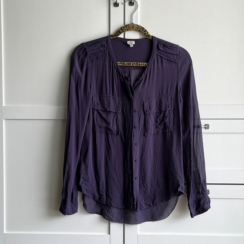 💜Purple Button up blouse💜